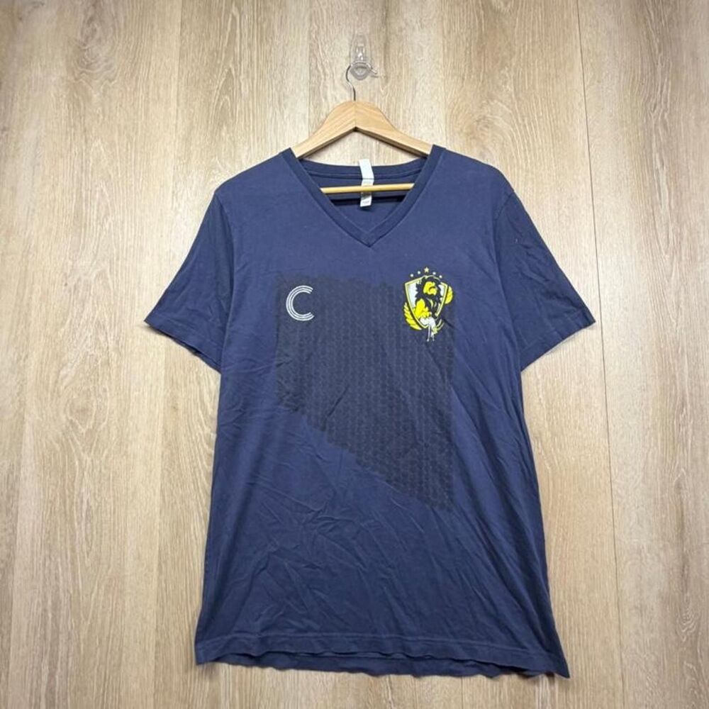 Unbranded Men's Navy and Blue T-shirt